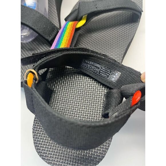 TEVA mens Sz 11 Midform Universal Rainbow Pride Sandal - Picture 12 of 13